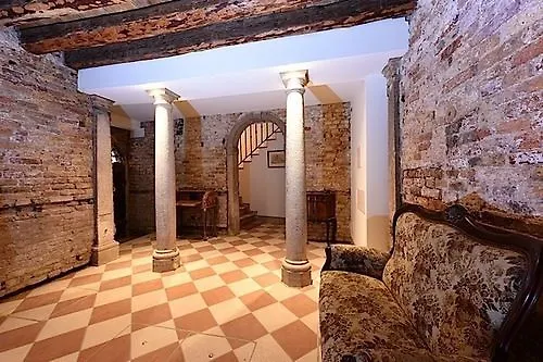 Le Due Corone Bed & Breakfast Βενετία